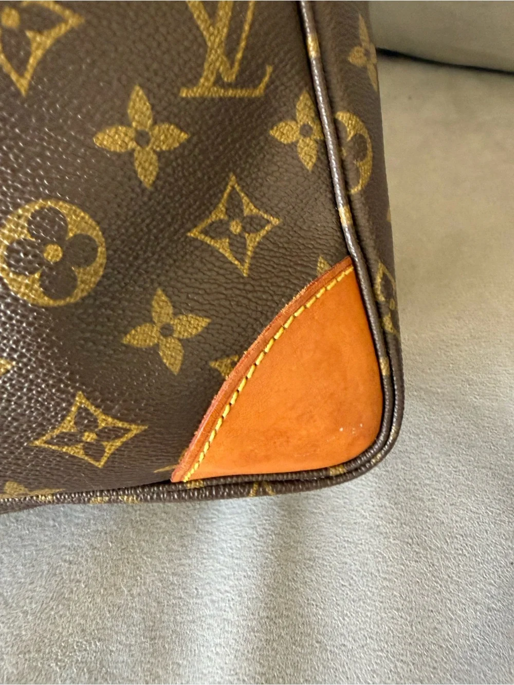 Louis Vuitton Rare Vintage Sac Balade w/Dustbag, lock & Key with COA